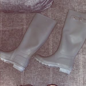 rain boots
